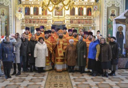 Божественная литургия в день памяти священномученика Алексия Лельчицкого