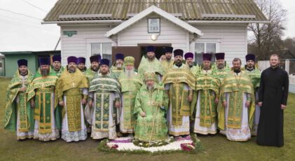 Божественная литургия в день памяти преподобного Николы Святоши, князя Черниговского